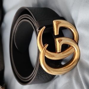 Gucci Logo Black Belt Size 110